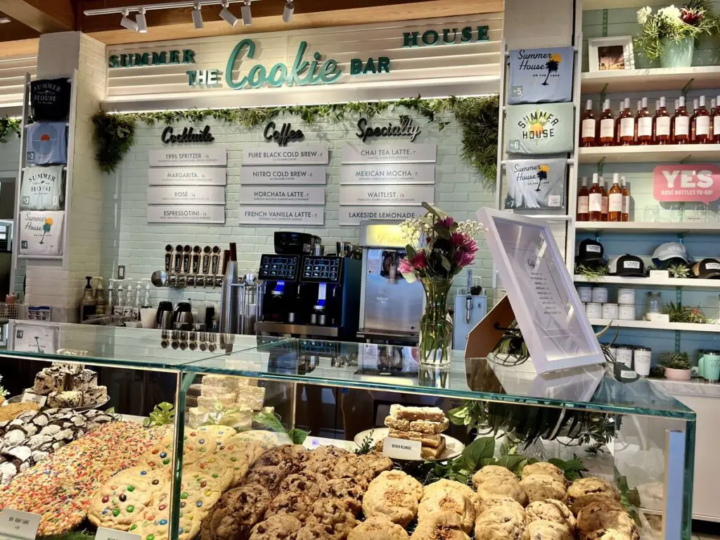 Summer House on the Lake: Try the Delicious Cookie Bar